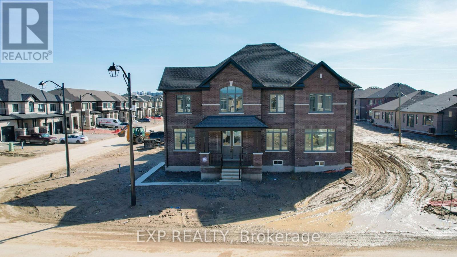 1 Corley Street, Kawartha Lakes (Lindsay), Ontario  K9V 6C2 - Photo 3 - X13733276