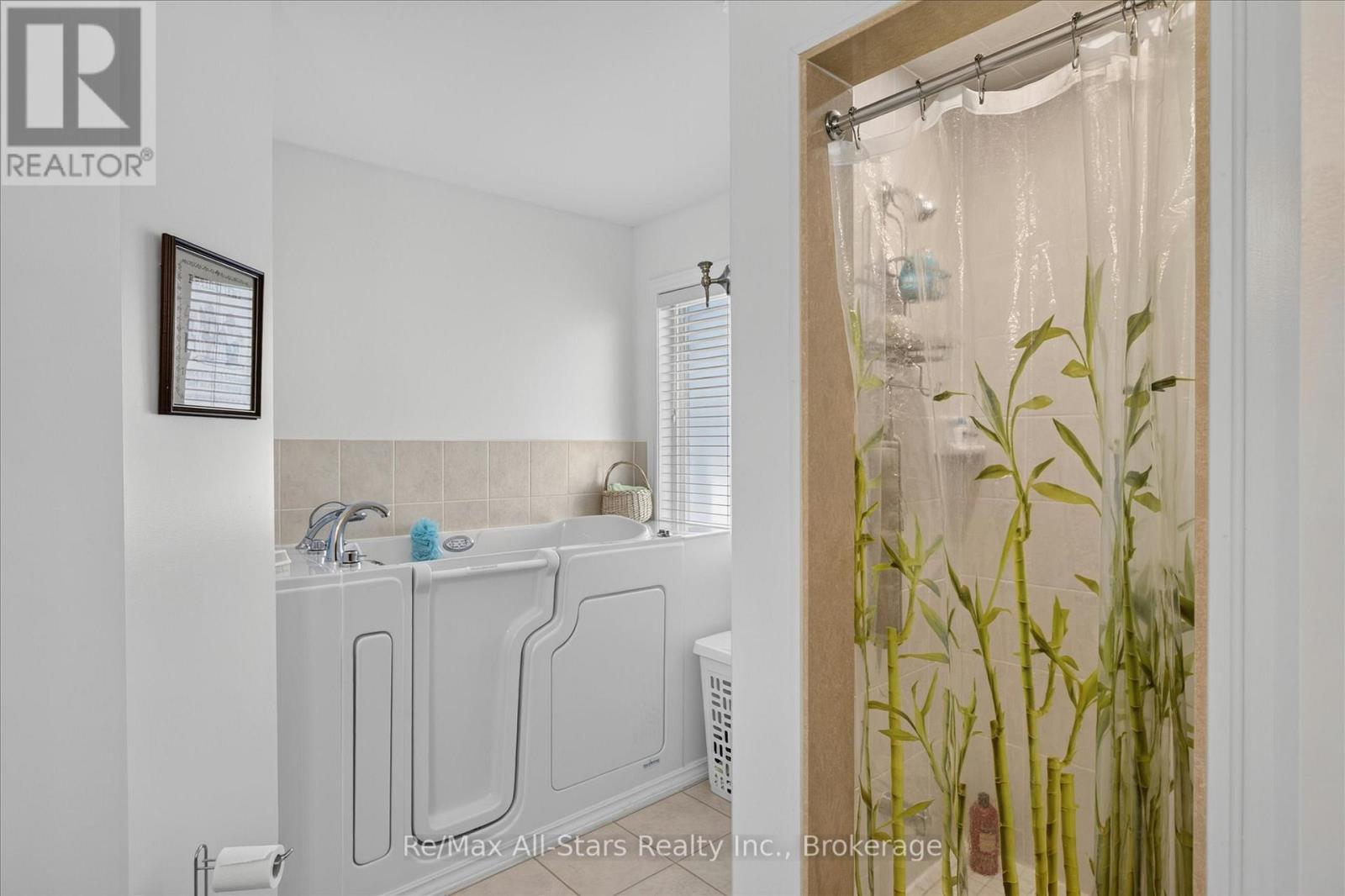29 Gunsolus Road, Kawartha Lakes (Lindsay), Ontario  K9V 0E4 - Photo 19 - X13733448