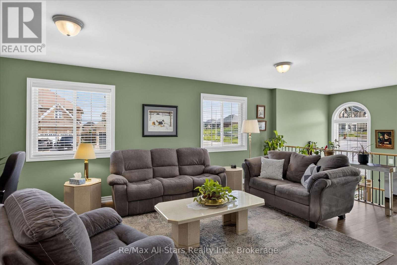29 Gunsolus Road, Kawartha Lakes (Lindsay), Ontario  K9V 0E4 - Photo 5 - X13733448