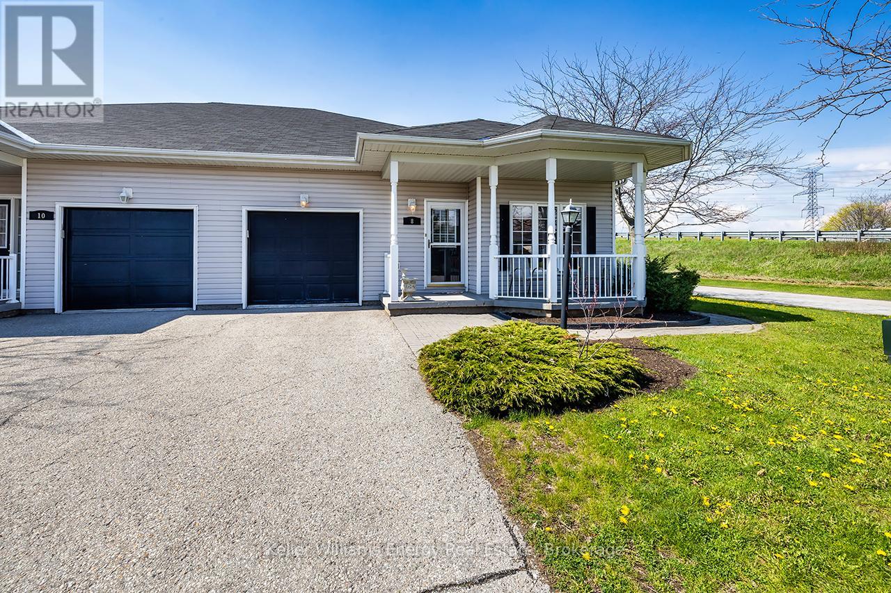 8 HINKLEY TRAIL, clarington (newcastle), Ontario