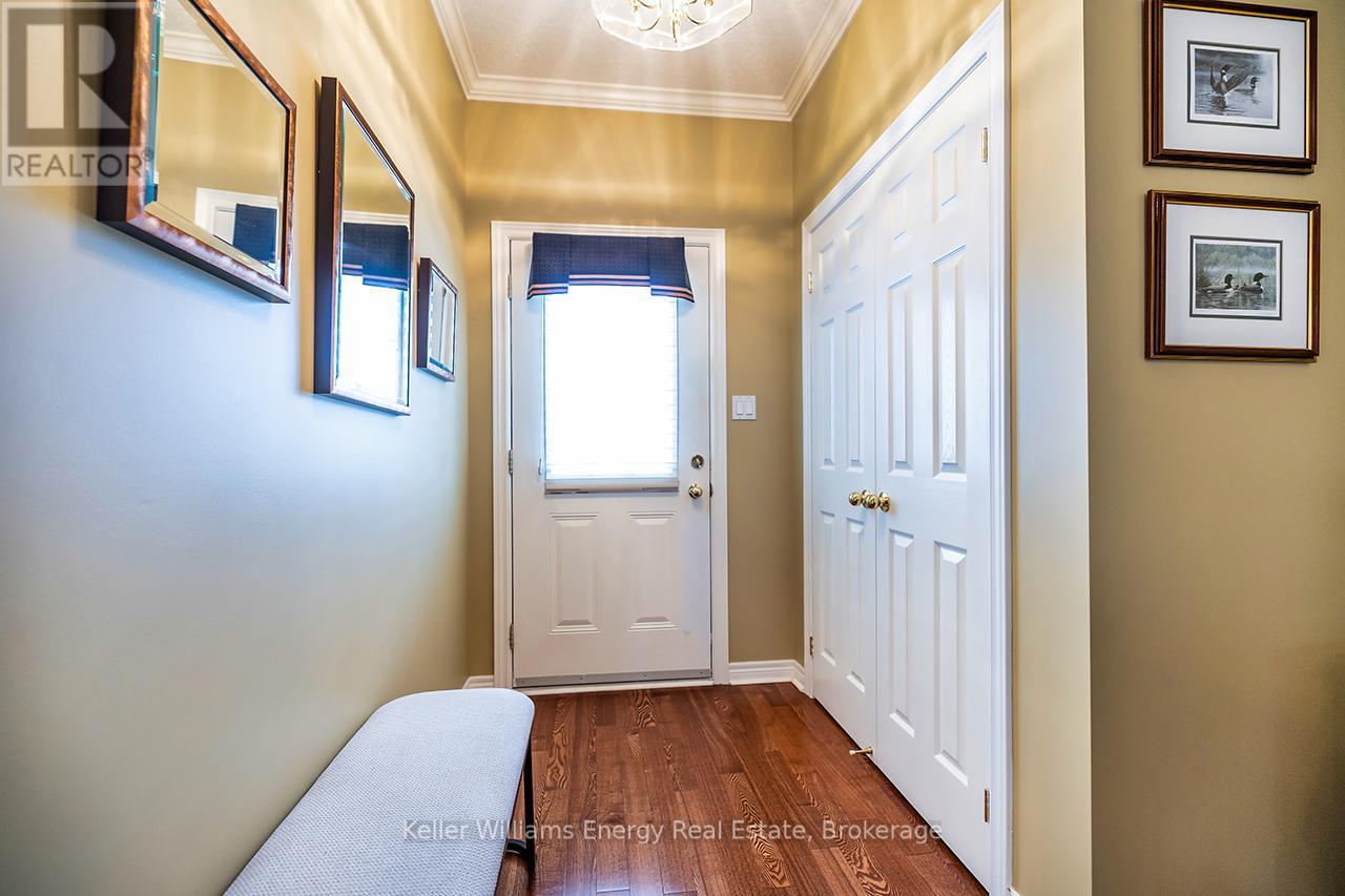 8 Hinkley Trail, Clarington (Newcastle), Ontario  L1B 1P4 - Photo 10 - E13733720