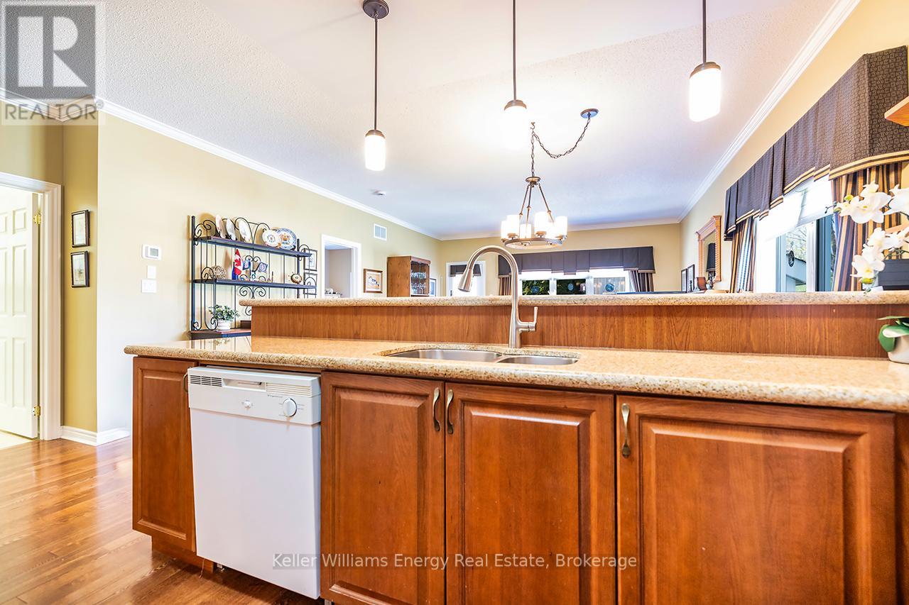 8 Hinkley Trail, Clarington (Newcastle), Ontario  L1B 1P4 - Photo 19 - E13733720