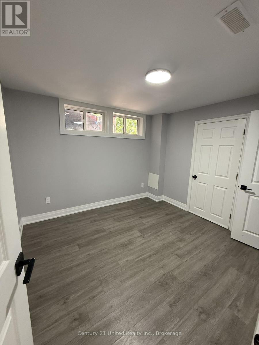 A - 13 Beechwood Drive, Peterborough (Monaghan Ward 2), Ontario  K9J 1M2 - Photo 3 - X13733608