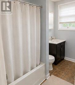 10 Mcdonagh Drive, Kawartha Lakes (Lindsay), Ontario  K9V 5B1 - Photo 13 - X13735170