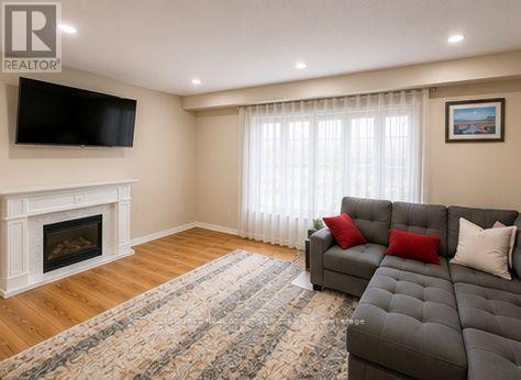 10 Mcdonagh Drive, Kawartha Lakes (Lindsay), Ontario  K9V 5B1 - Photo 5 - X13735170