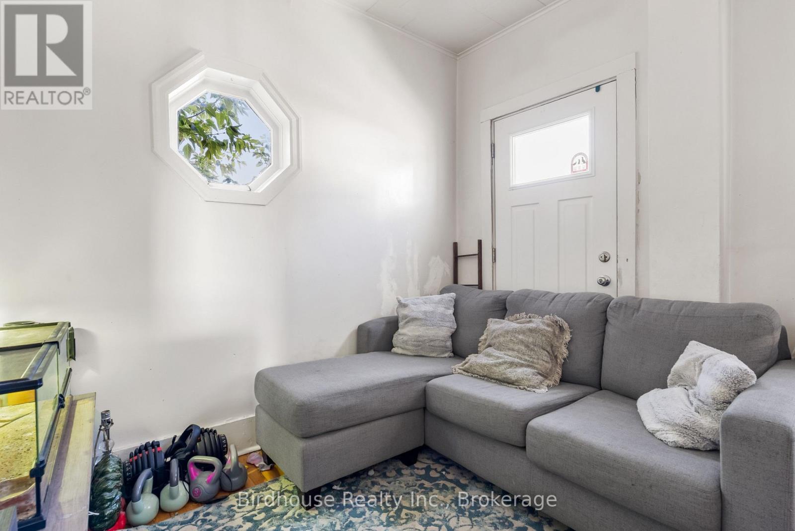 99 Durham Street W, Kawartha Lakes (Lindsay), Ontario  K9V 2P8 - Photo 11 - X13735758