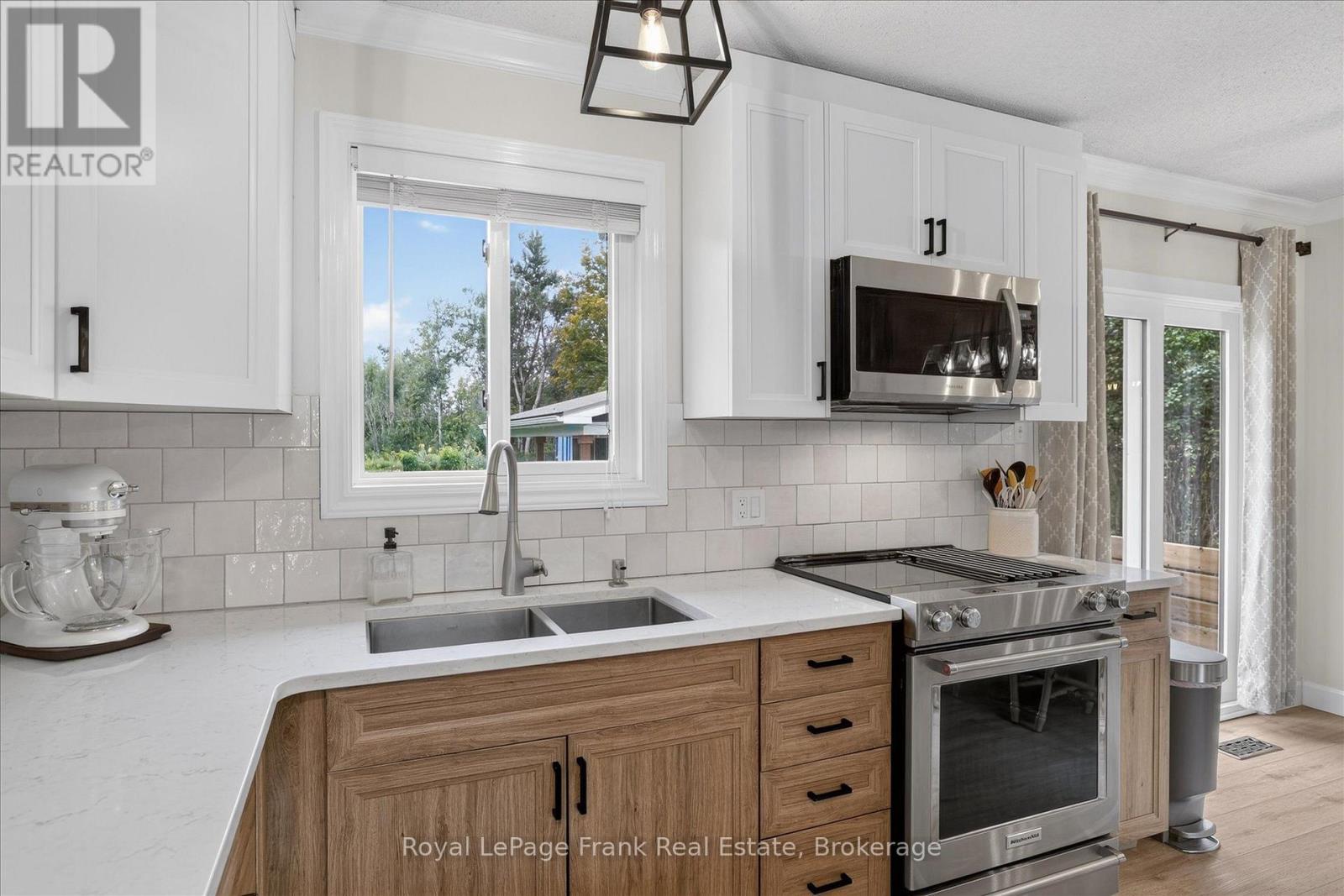 71 Queen Street S, Kawartha Lakes (Omemee), Ontario  K0L 2W0 - Photo 15 - X13735852