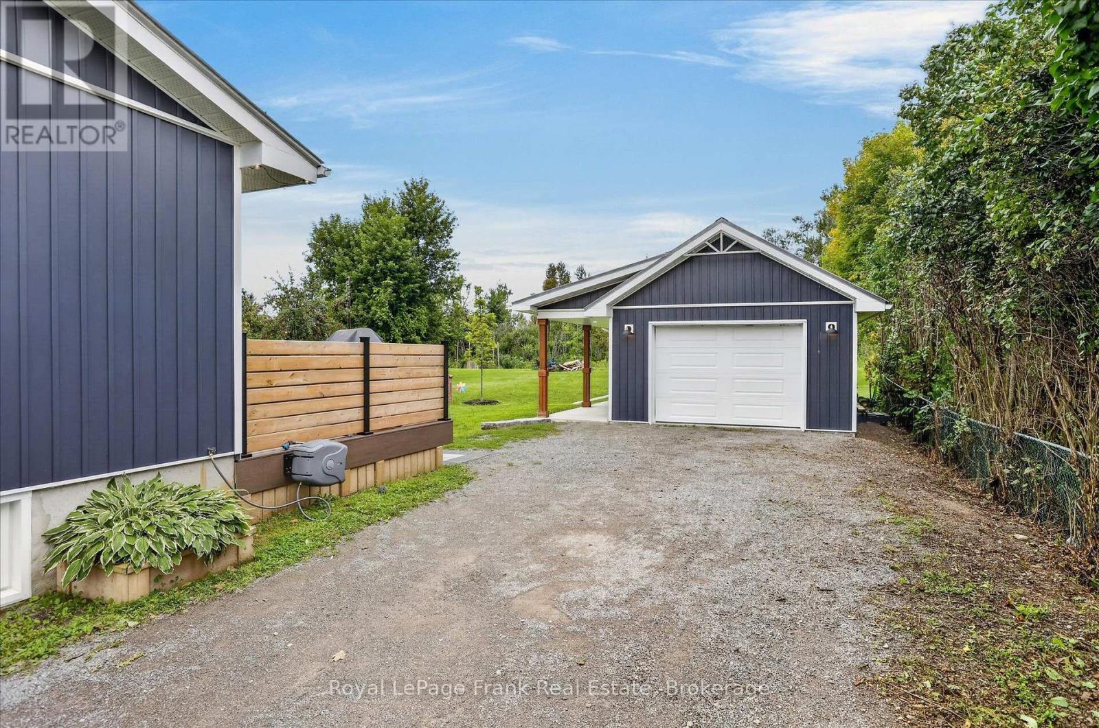 71 Queen Street S, Kawartha Lakes (Omemee), Ontario  K0L 2W0 - Photo 36 - X13735852