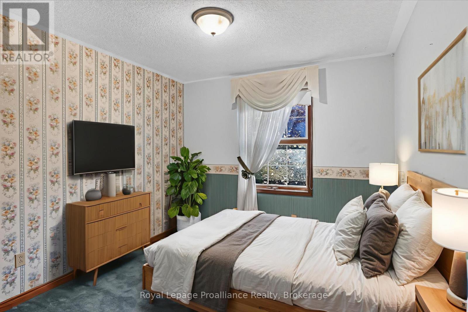 1664 Forster Avenue, Peterborough (Otonabee Ward 1), Ontario  K9K 2G6 - Photo 31 - X13736310