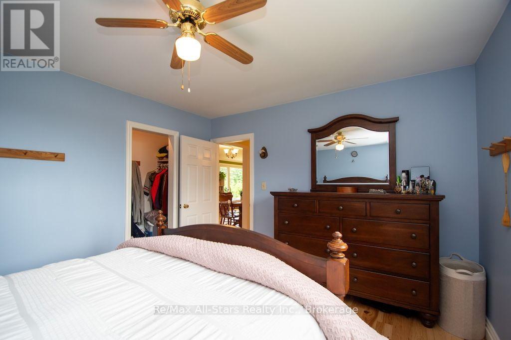 1571 Elm Tree Road, Kawartha Lakes (Lindsay), Ontario  K9V 4R1 - Photo 17 - X13736316