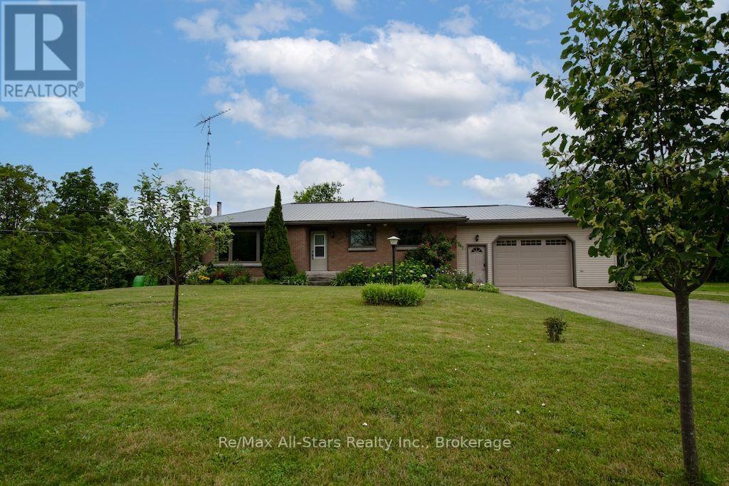 1571 Elm Tree Road, Kawartha Lakes (Lindsay), Ontario  K9V 4R1 - Photo 2 - X13736316