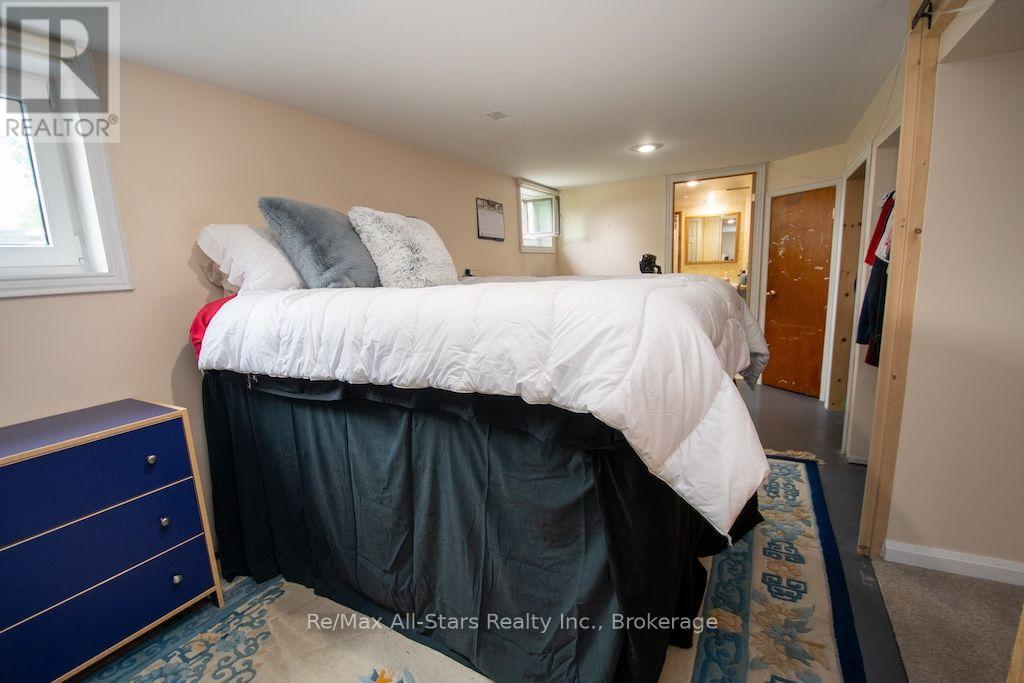 1571 Elm Tree Road, Kawartha Lakes (Lindsay), Ontario  K9V 4R1 - Photo 21 - X13736316