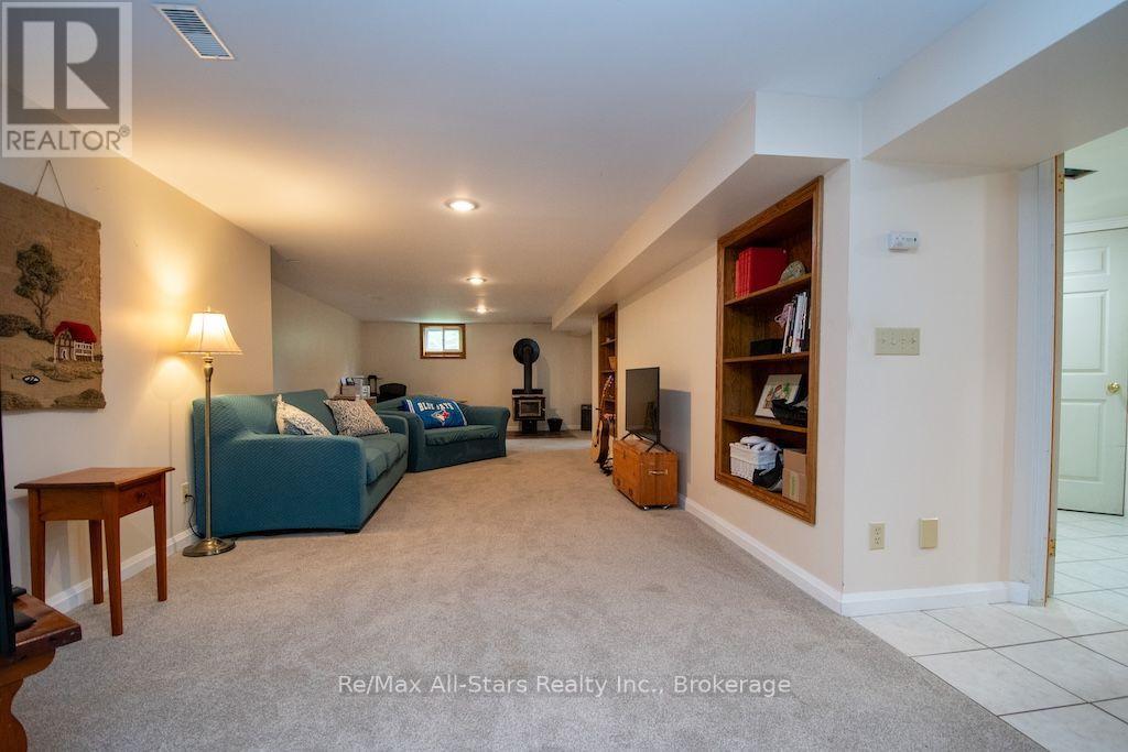 1571 Elm Tree Road, Kawartha Lakes (Lindsay), Ontario  K9V 4R1 - Photo 24 - X13736316