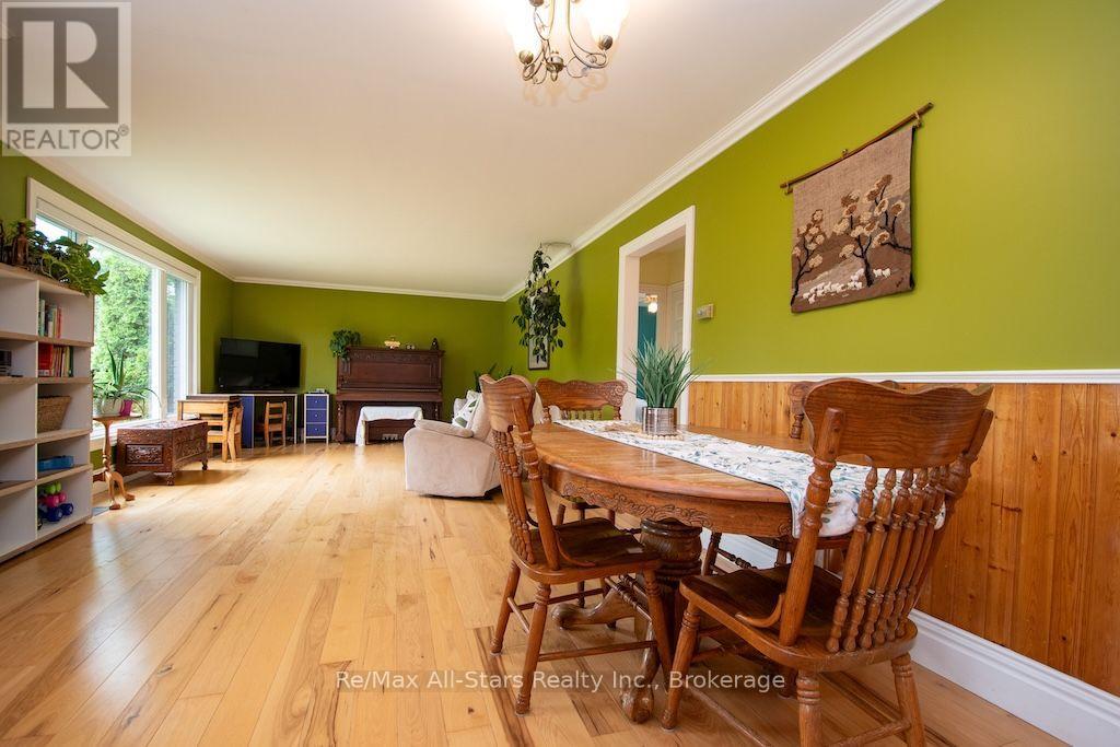1571 Elm Tree Road, Kawartha Lakes (Lindsay), Ontario  K9V 4R1 - Photo 7 - X13736316