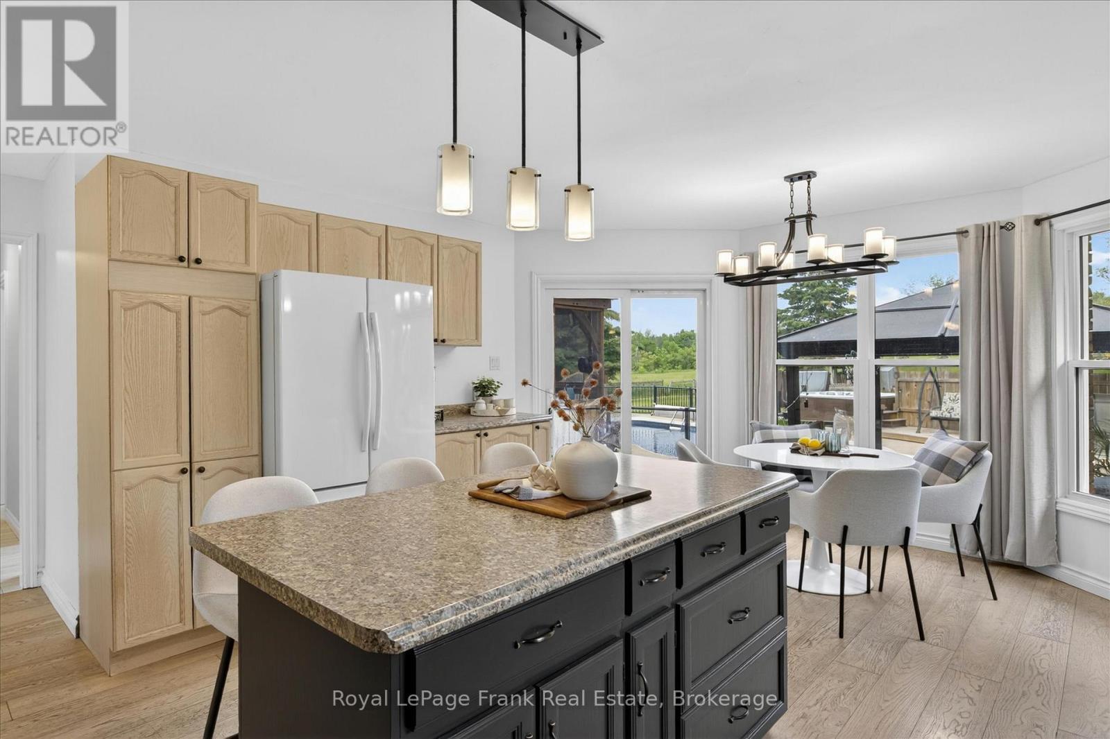 837 Tindle Bay Road, Selwyn, Ontario  K9J 0C5 - Photo 12 - X13736354