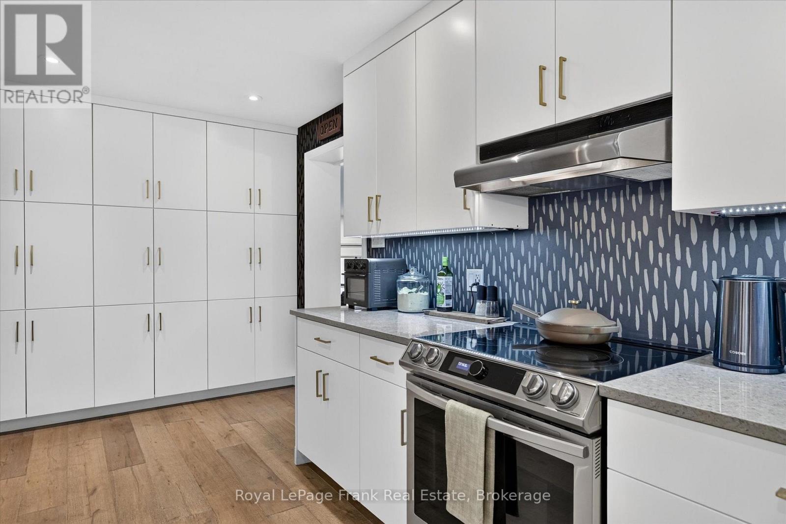 298 Cottonwood Drive, Peterborough (Monaghan Ward 2), Ontario  K9J 6N4 - Photo 9 - X13736356
