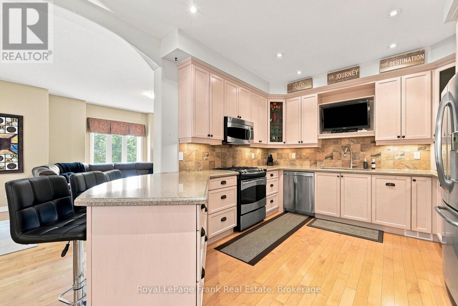 55 King Street, Kawartha Lakes (Lindsay), Ontario  K9V 1C4 - Photo 12 - X13736932