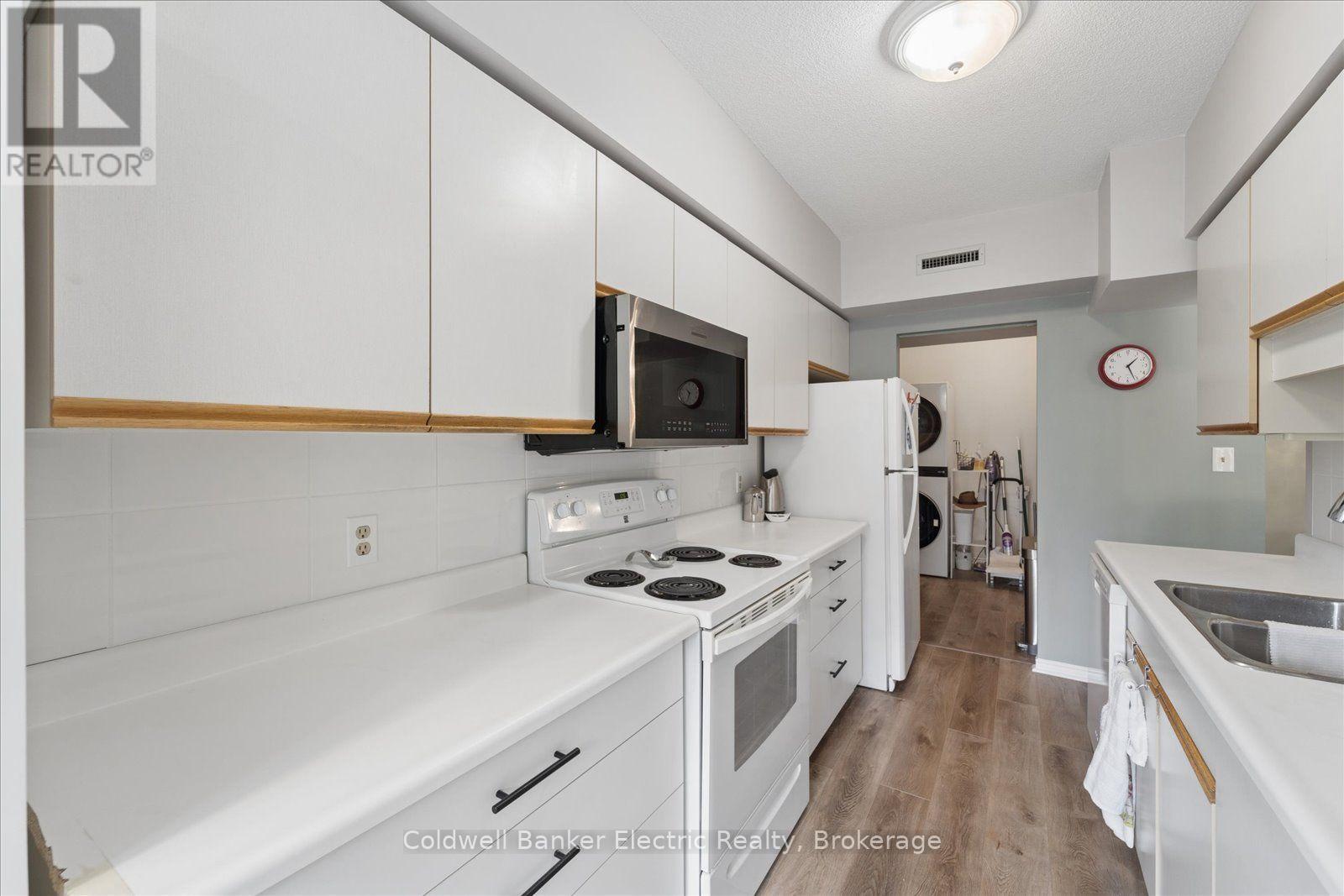 206 - 40 Auburn Street, Peterborough (Ashburnham Ward 4), Ontario  K9H 2G2 - Photo 12 - X13737766