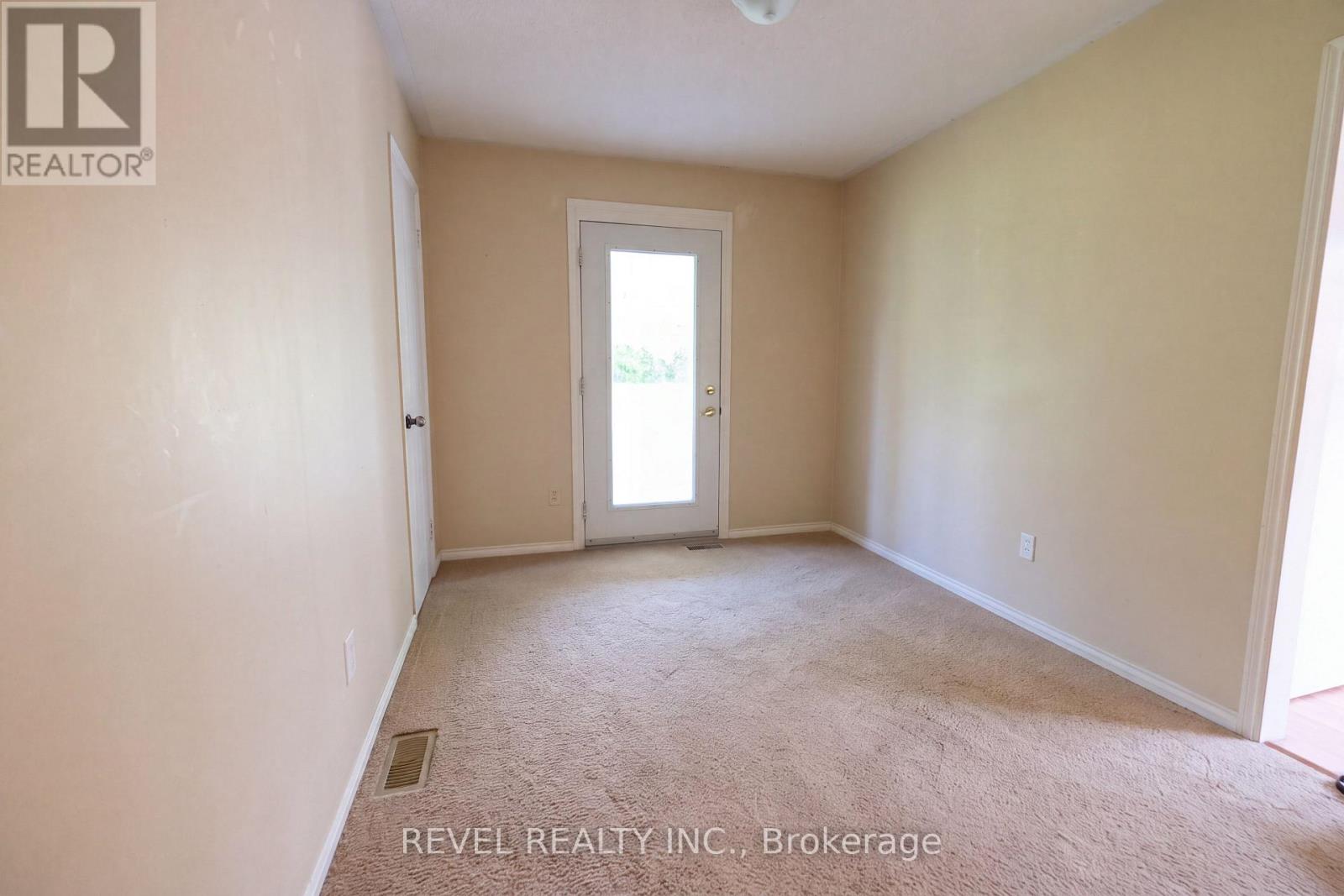 176 Towerhill Road, Peterborough (Northcrest Ward 5), Ontario  K9H 7M8 - Photo 12 - X13737984