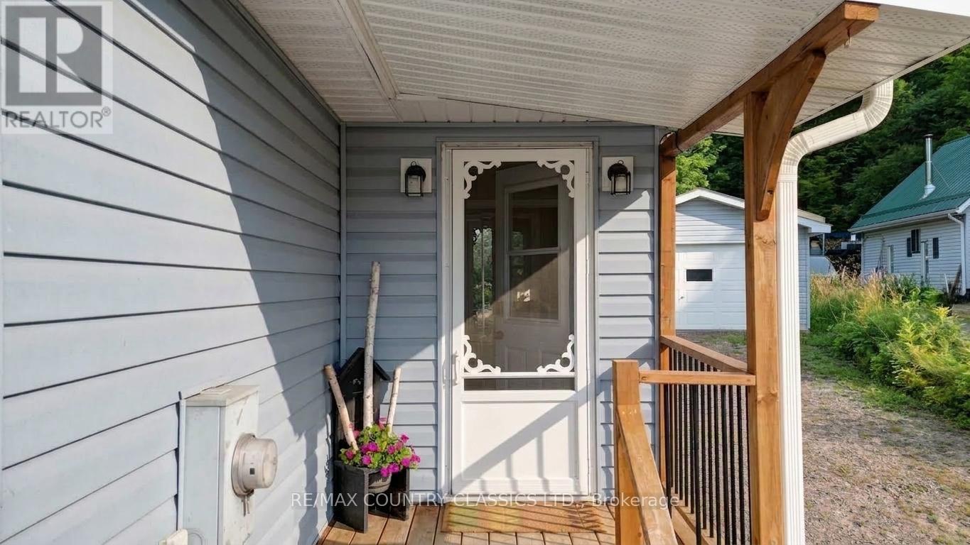 1055 Burleigh Road, Highlands East (Monmouth), Ontario  K0L 3C0 - Photo 7 - X13739970