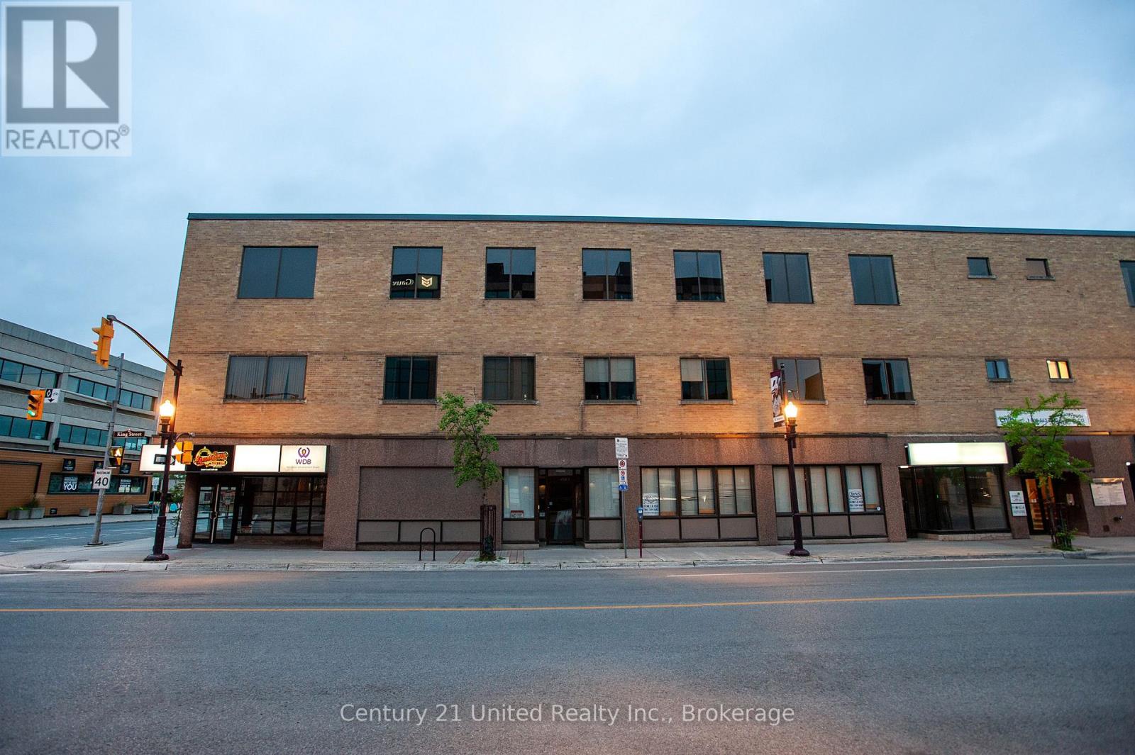 303 - 159 King Street, Peterborough (Town Ward 3), Ontario  K9J 2R8 - Photo 2 - X13739986