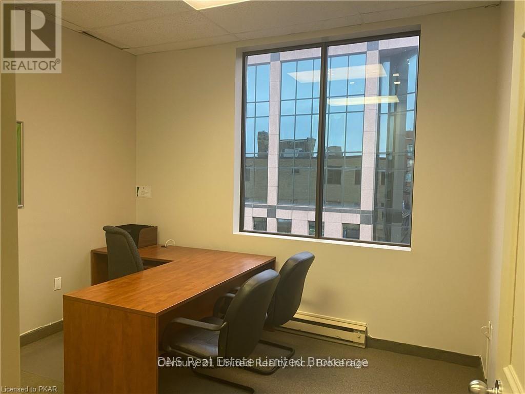 303 - 159 King Street, Peterborough (Town Ward 3), Ontario  K9J 2R8 - Photo 9 - X13739986