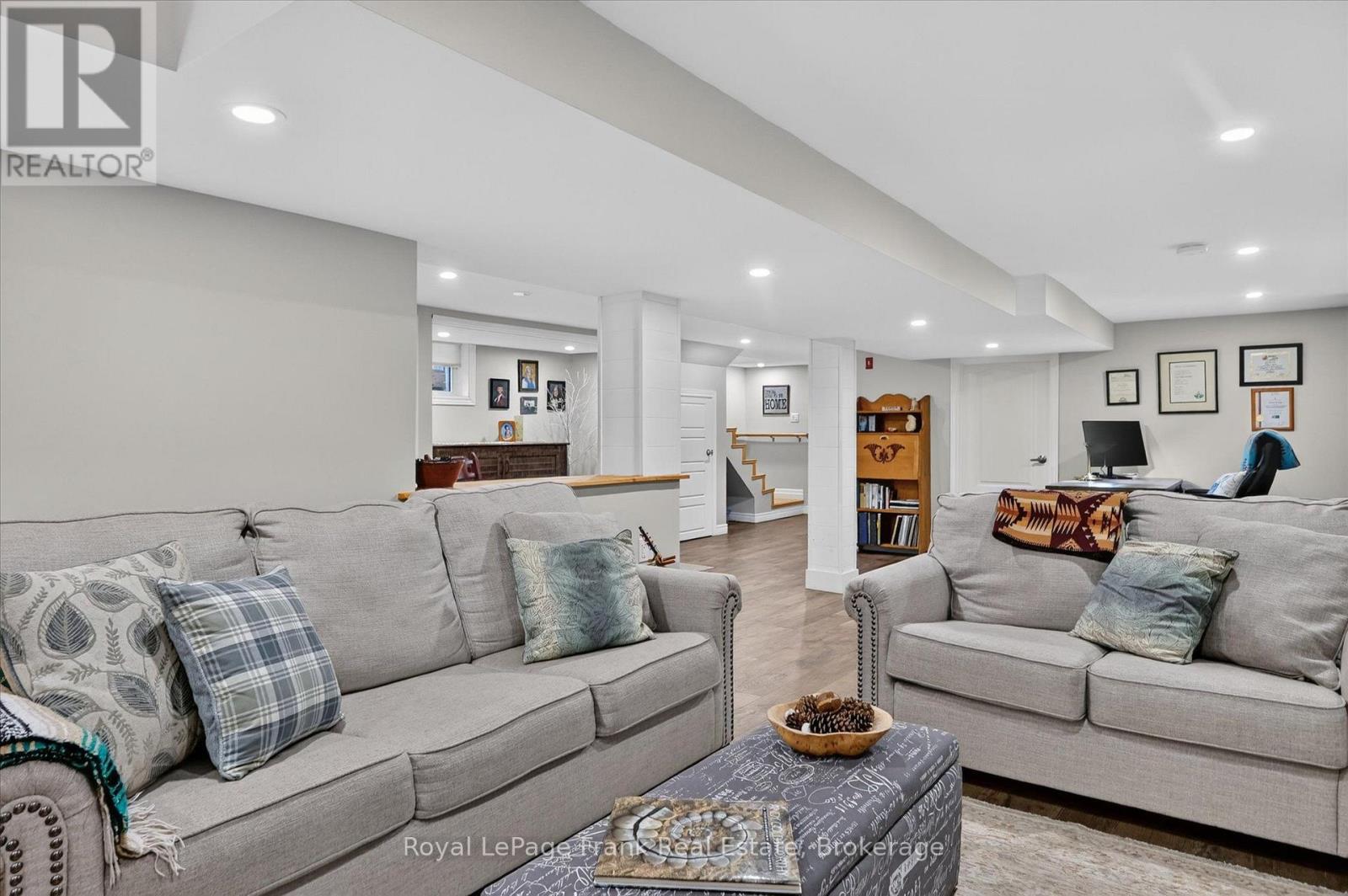 878 Valleyview Drive, Peterborough (Monaghan Ward 2), Ontario  K9J 6R1 - Photo 21 - X13740778