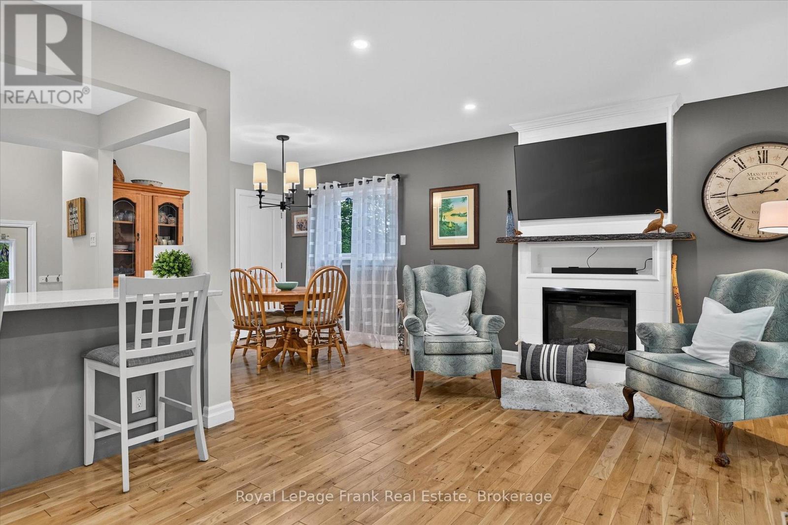878 Valleyview Drive, Peterborough (Monaghan Ward 2), Ontario  K9J 6R1 - Photo 5 - X13740778
