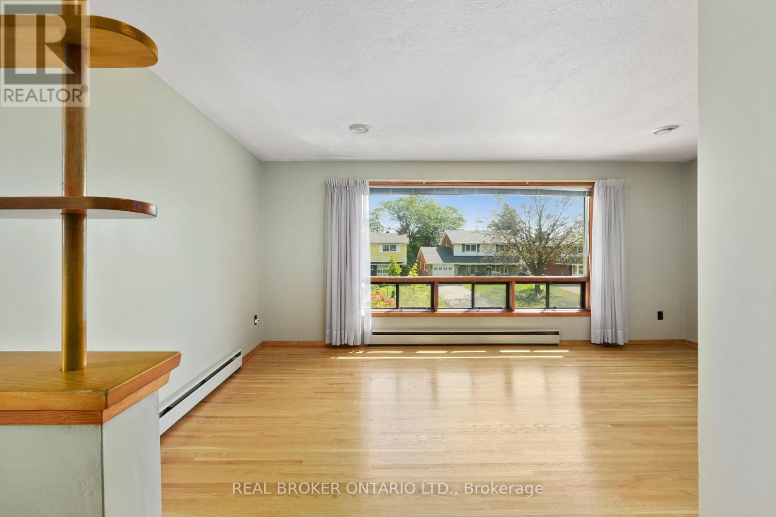 1311 Edmison Drive, Peterborough (Northcrest Ward 5), Ontario  K9H 6V2 - Photo 8 - X13741522