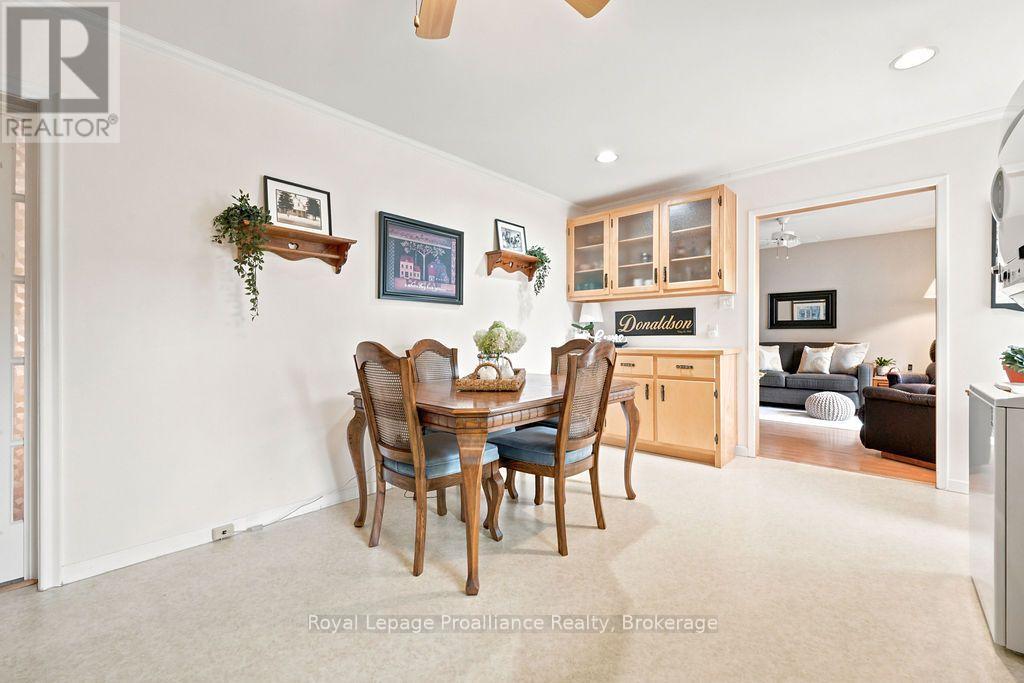 304 Hastings Street N, Bancroft (Bancroft Ward), Ontario  K0L 1C0 - Photo 10 - X13742330