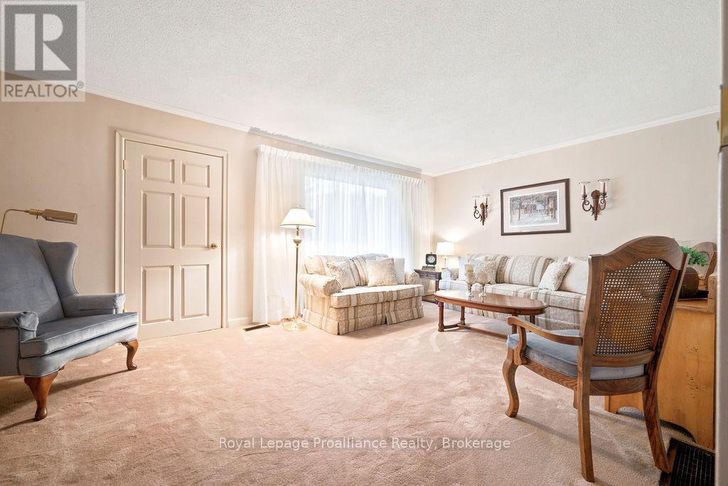 304 Hastings Street N, Bancroft (Bancroft Ward), Ontario  K0L 1C0 - Photo 16 - X13742330