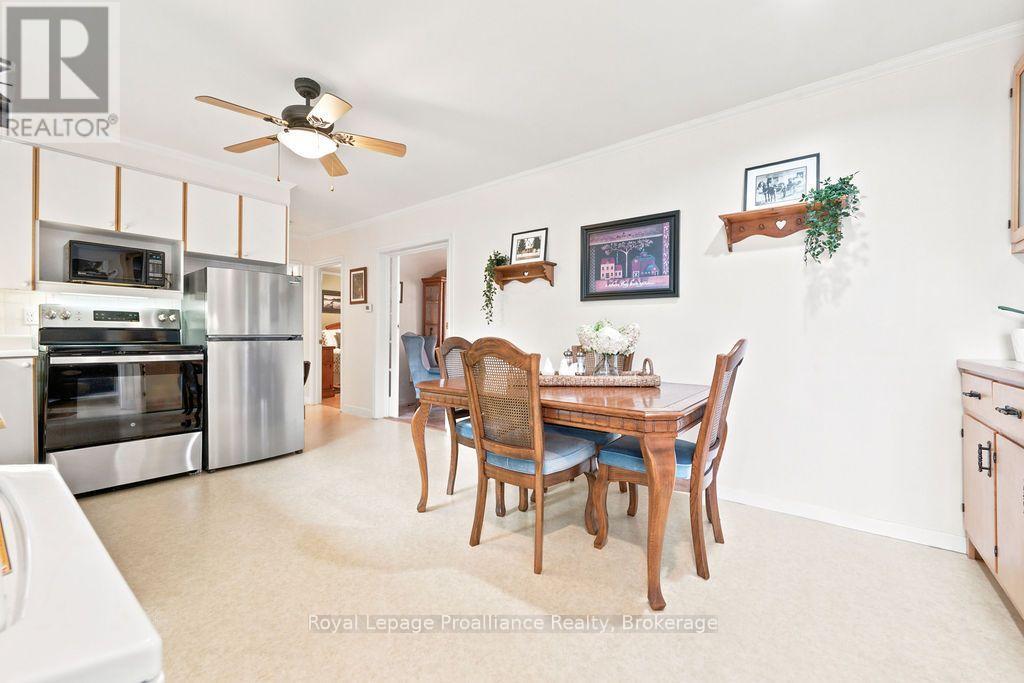 304 Hastings Street N, Bancroft (Bancroft Ward), Ontario  K0L 1C0 - Photo 7 - X13742330