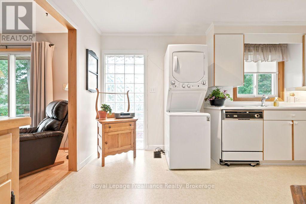 304 Hastings Street N, Bancroft (Bancroft Ward), Ontario  K0L 1C0 - Photo 8 - X13742330