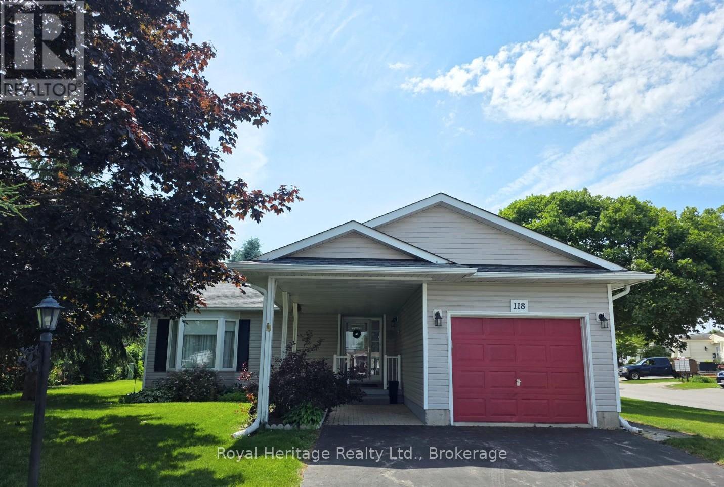 118 BLUFFS ROAD, clarington (newcastle), Ontario