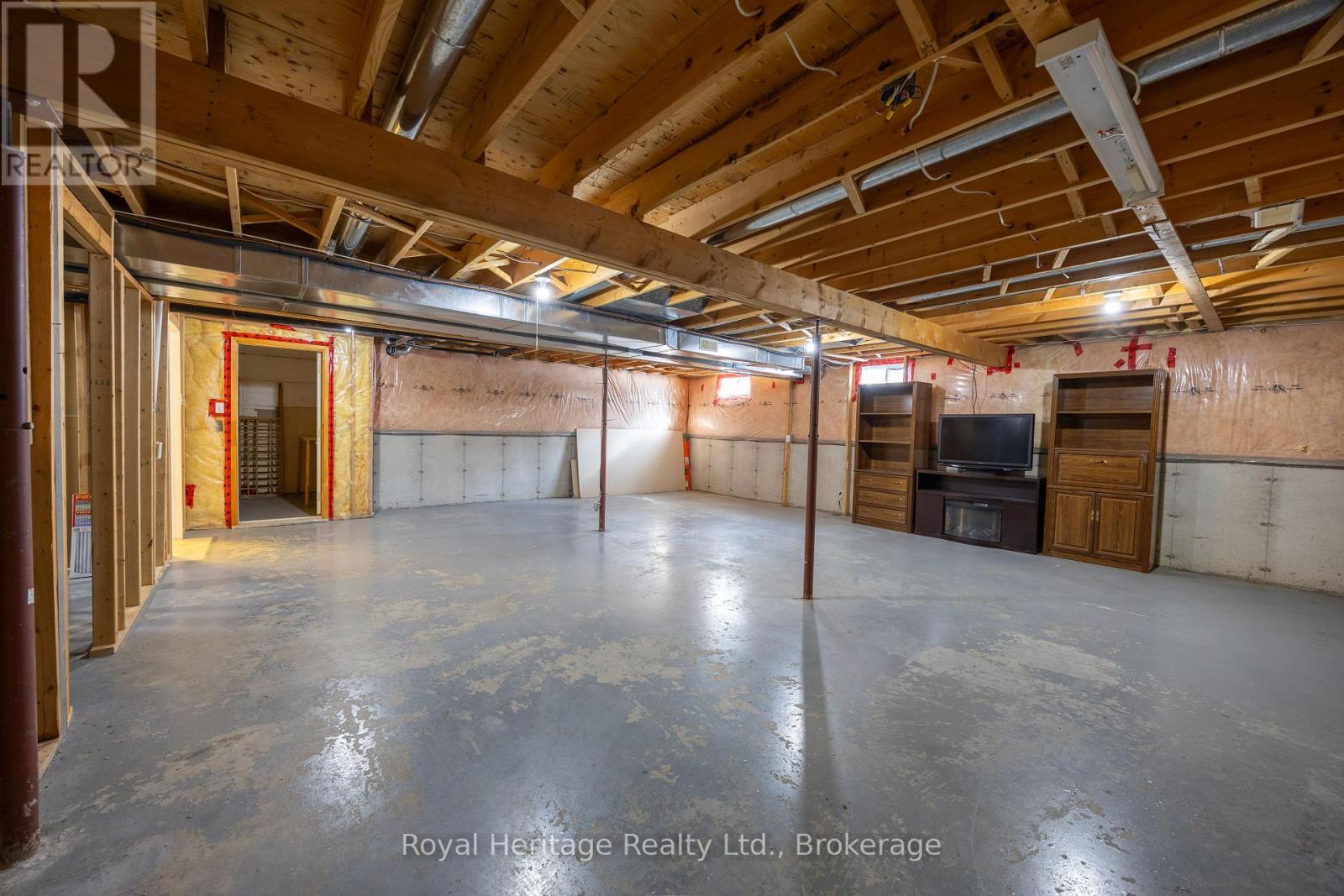 118 Bluffs Road, Clarington (Newcastle), Ontario  L1B 1A8 - Photo 22 - E13744026