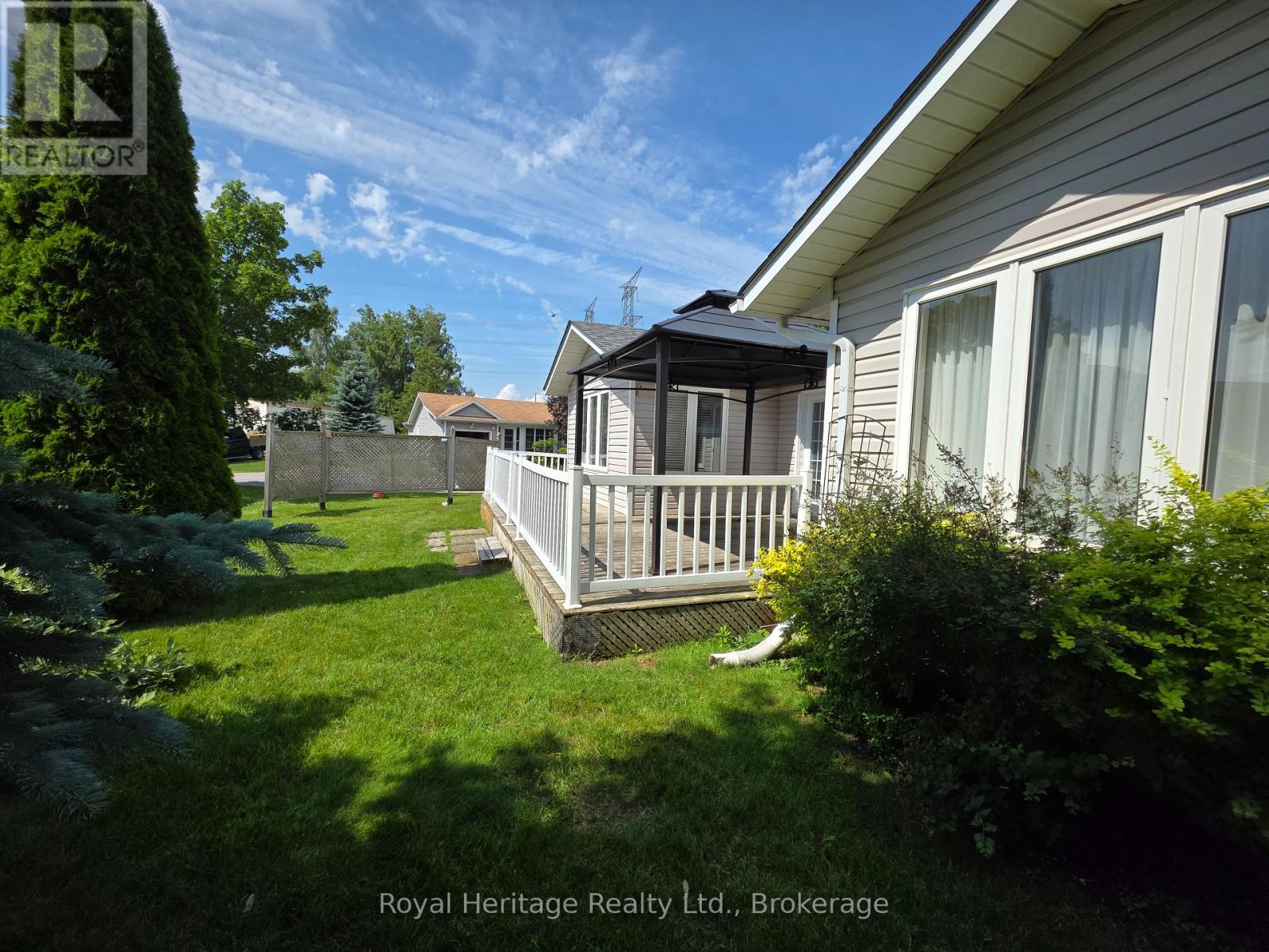 118 Bluffs Road, Clarington (Newcastle), Ontario  L1B 1A8 - Photo 27 - E13744026