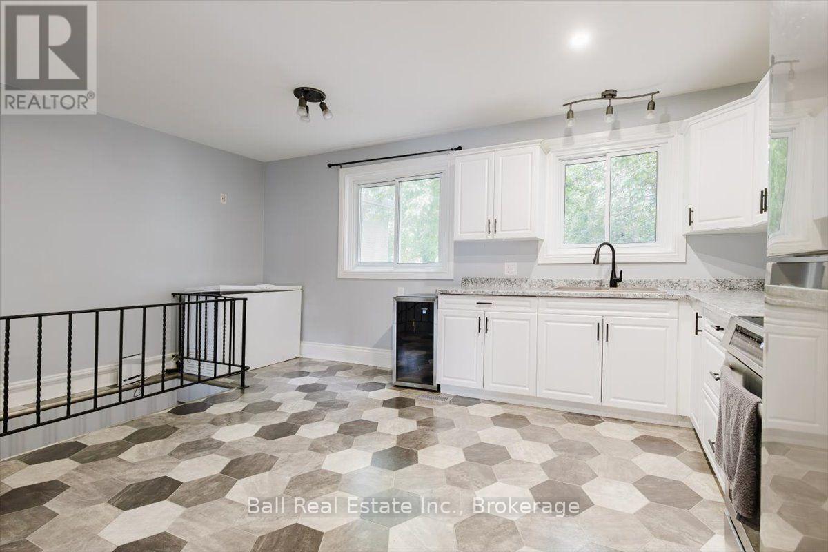 47 Park Street S, Peterborough (Town Ward 3), Ontario  K9J 3R6 - Photo 11 - X13744098