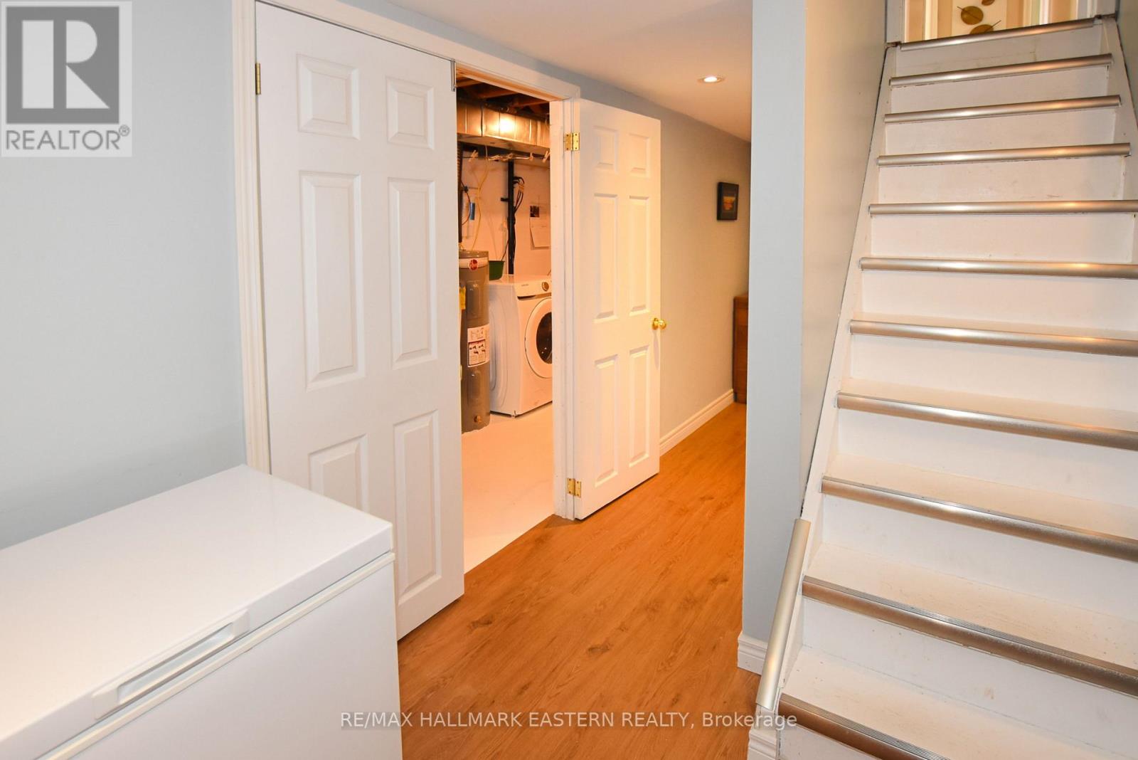 819 Rishor Crescent Crescent, Peterborough (Northcrest Ward 5), Ontario  K9H 5C8 - Photo 12 - X13745294