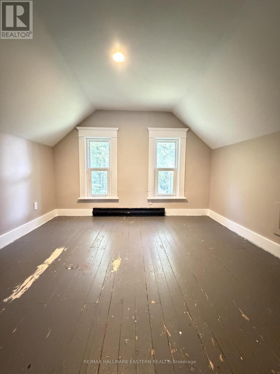 242 Dublin Street, Peterborough (Town Ward 3), Ontario  K9H 3B8 - Photo 11 - X13747346