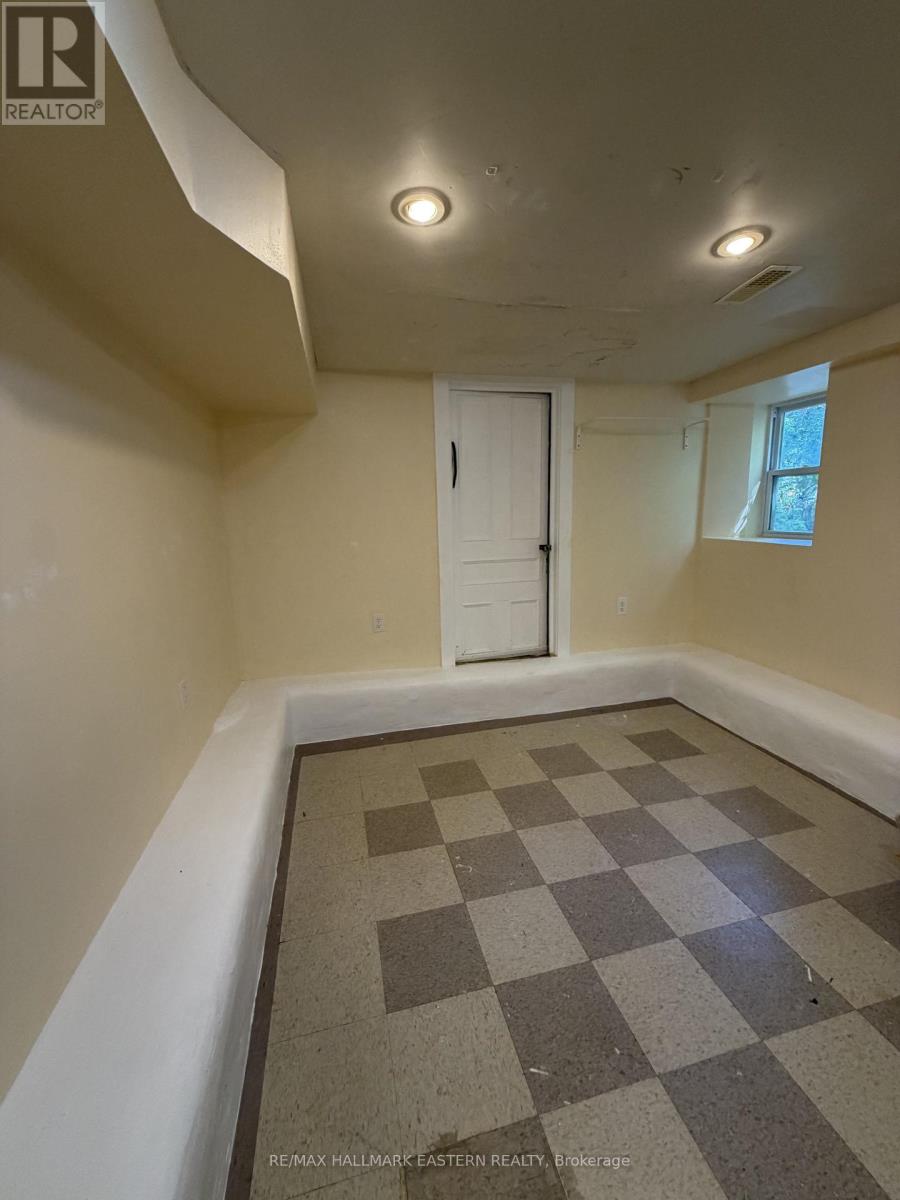 242 Dublin Street, Peterborough (Town Ward 3), Ontario  K9H 3B8 - Photo 24 - X13747346