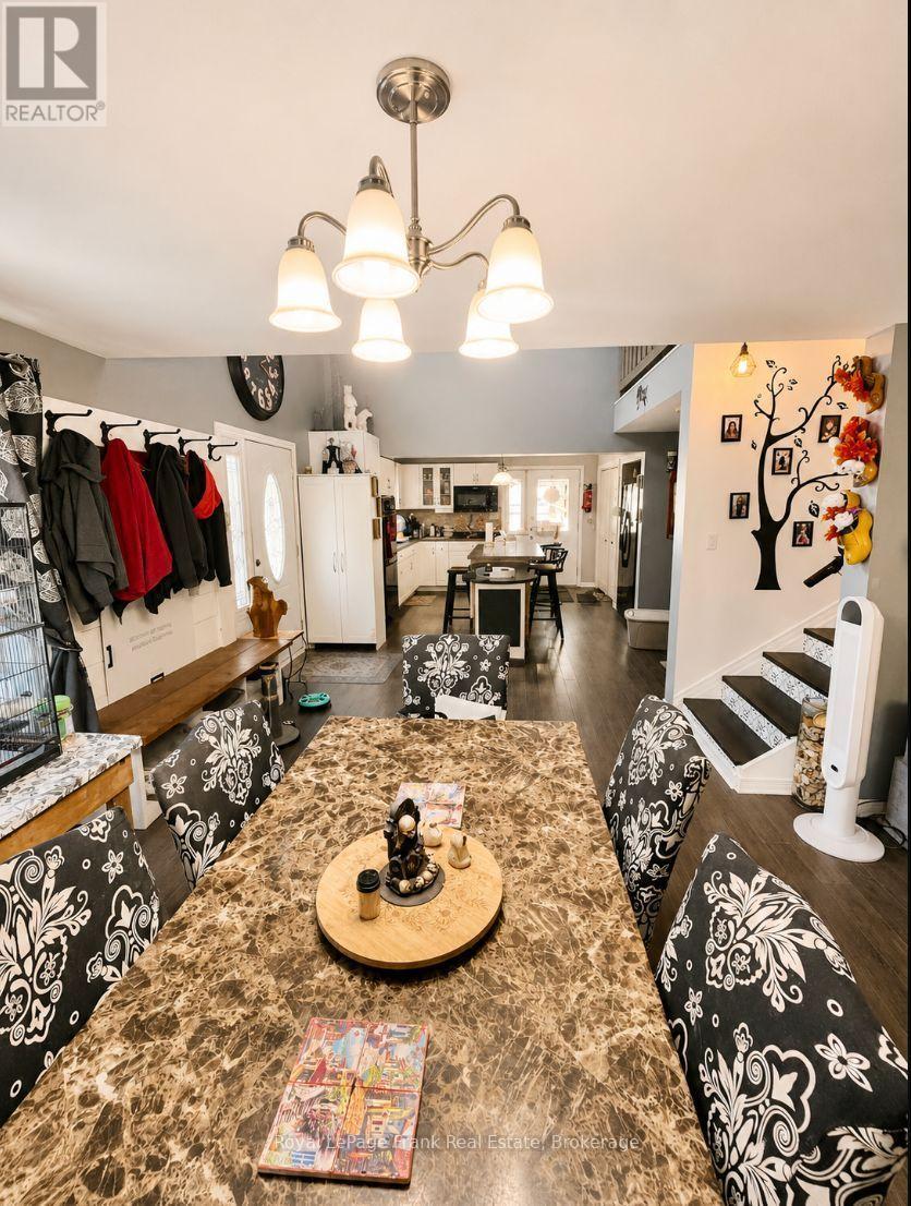 1630 Musclow Greenview Road, Hastings Highlands (Monteagle Ward), Ontario  K0L 1C0 - Photo 10 - X13747546