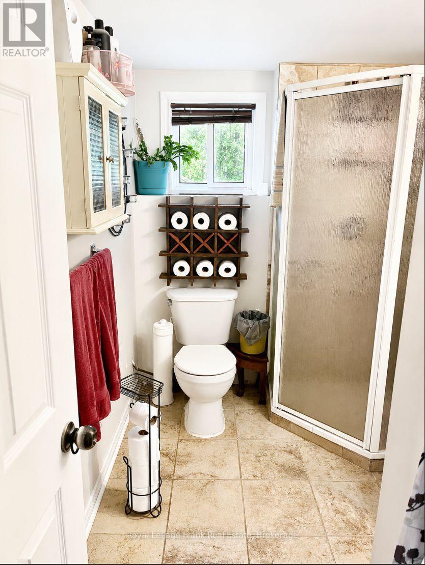 1630 Musclow Greenview Road, Hastings Highlands (Monteagle Ward), Ontario  K0L 1C0 - Photo 11 - X13747546
