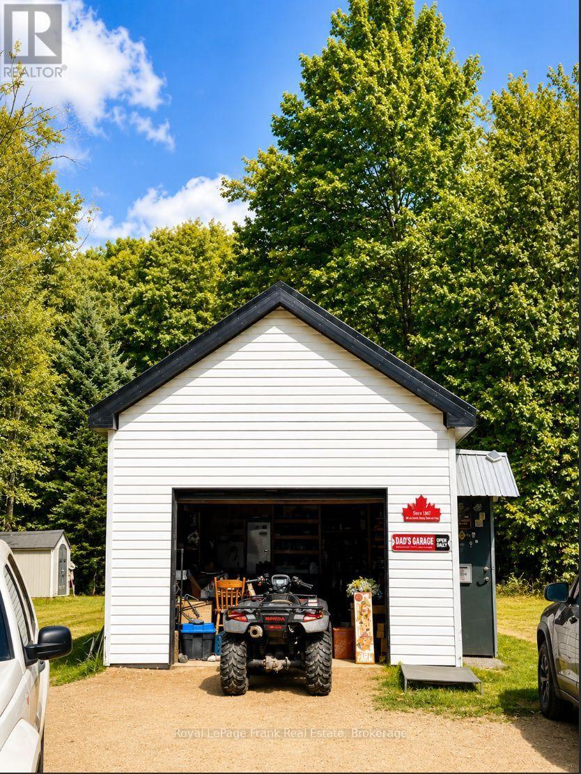 1630 Musclow Greenview Road, Hastings Highlands (Monteagle Ward), Ontario  K0L 1C0 - Photo 26 - X13747546