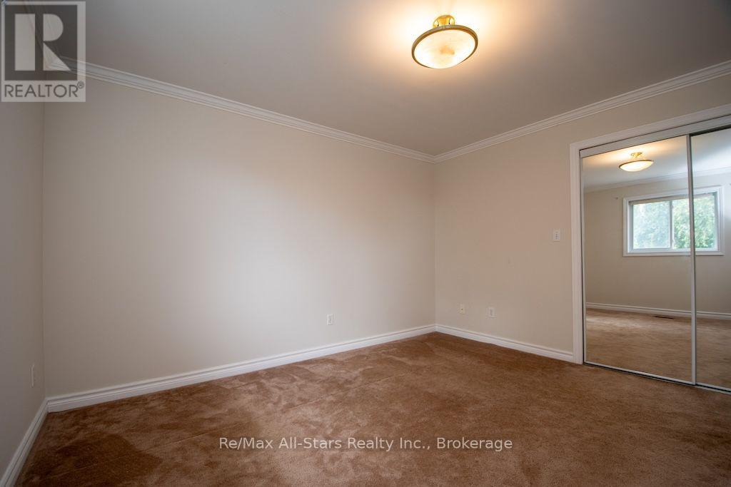 43 Mcgibbon Boulevard, Kawartha Lakes (Lindsay), Ontario  K9V 6G4 - Photo 23 - X13748710