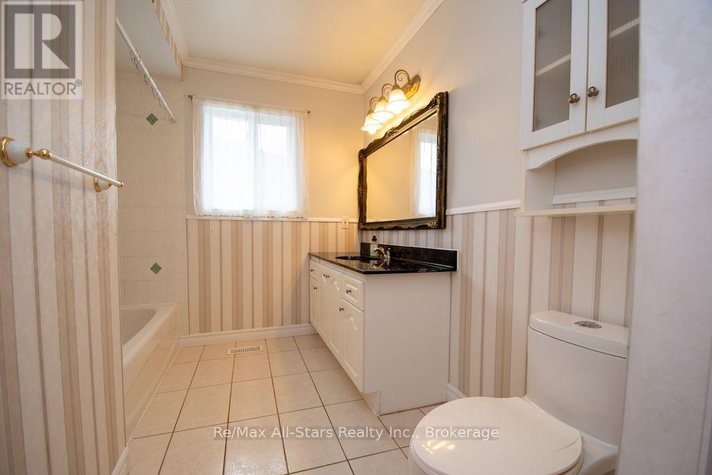 43 Mcgibbon Boulevard, Kawartha Lakes (Lindsay), Ontario  K9V 6G4 - Photo 35 - X13748710