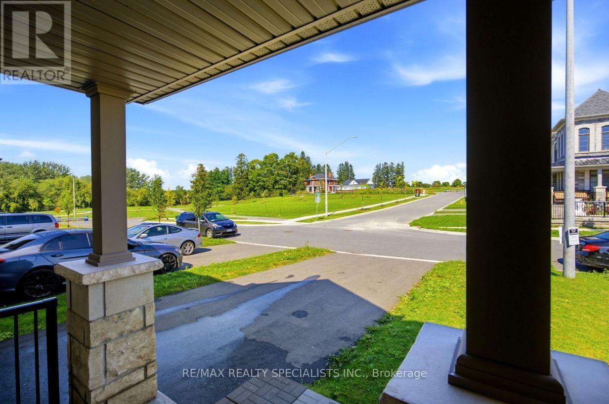 27 Salmon Crescent, Clarington (Newcastle), Ontario  L1B 1L9 - Photo 35 - E13749026