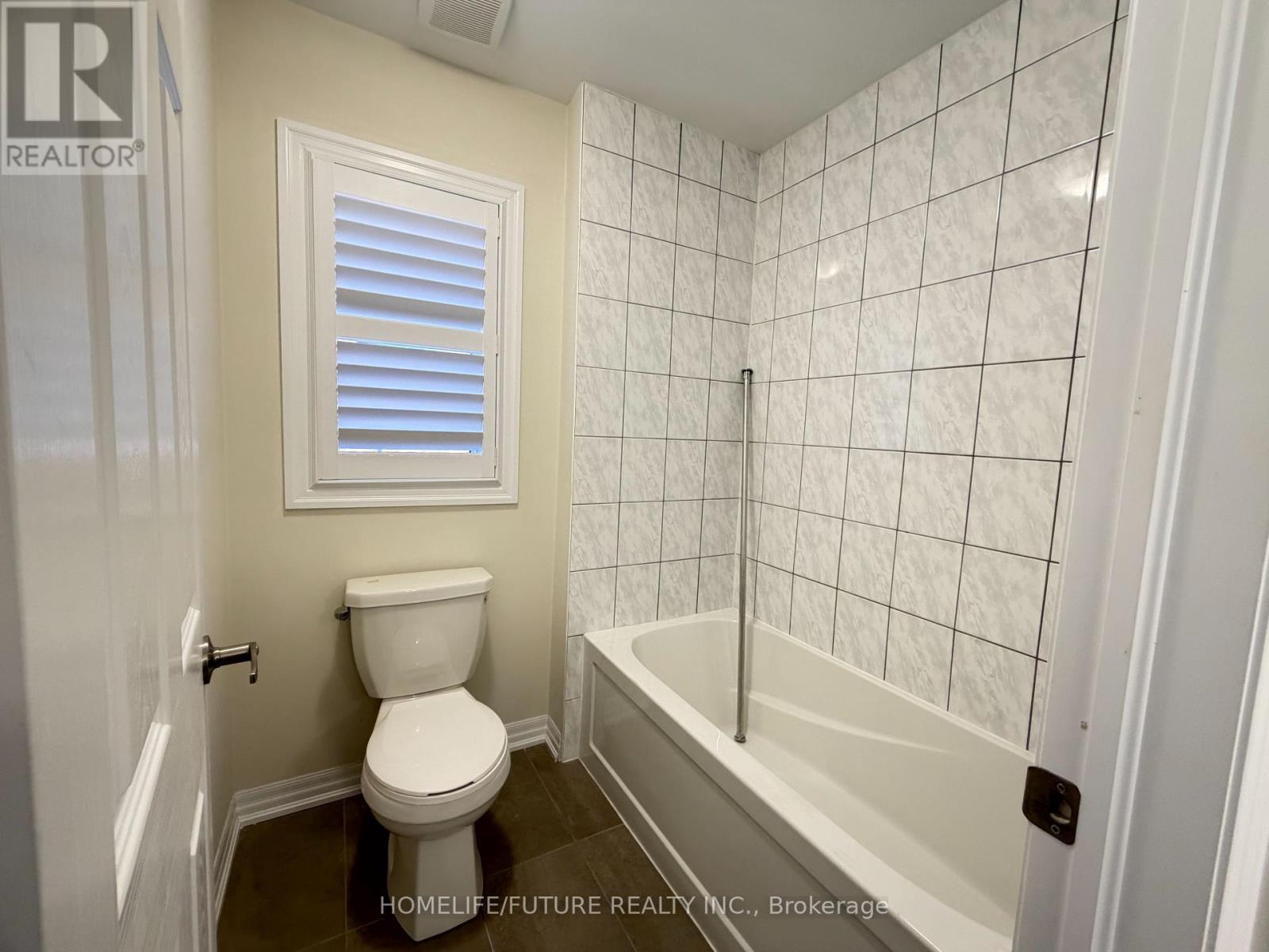 171 Grady Drive, Clarington (Newcastle), Ontario  L1B 0W4 - Photo 14 - E13749038