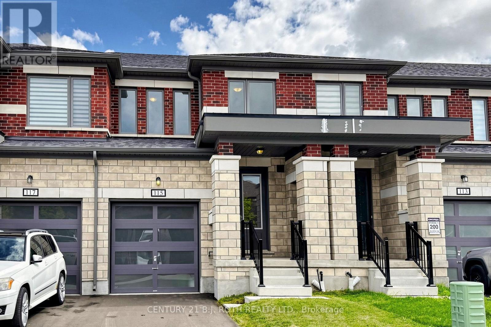 115 Corley Street E, Kawartha Lakes (Lindsay), Ontario  K9V 0R4 - Photo 3 - X13750036