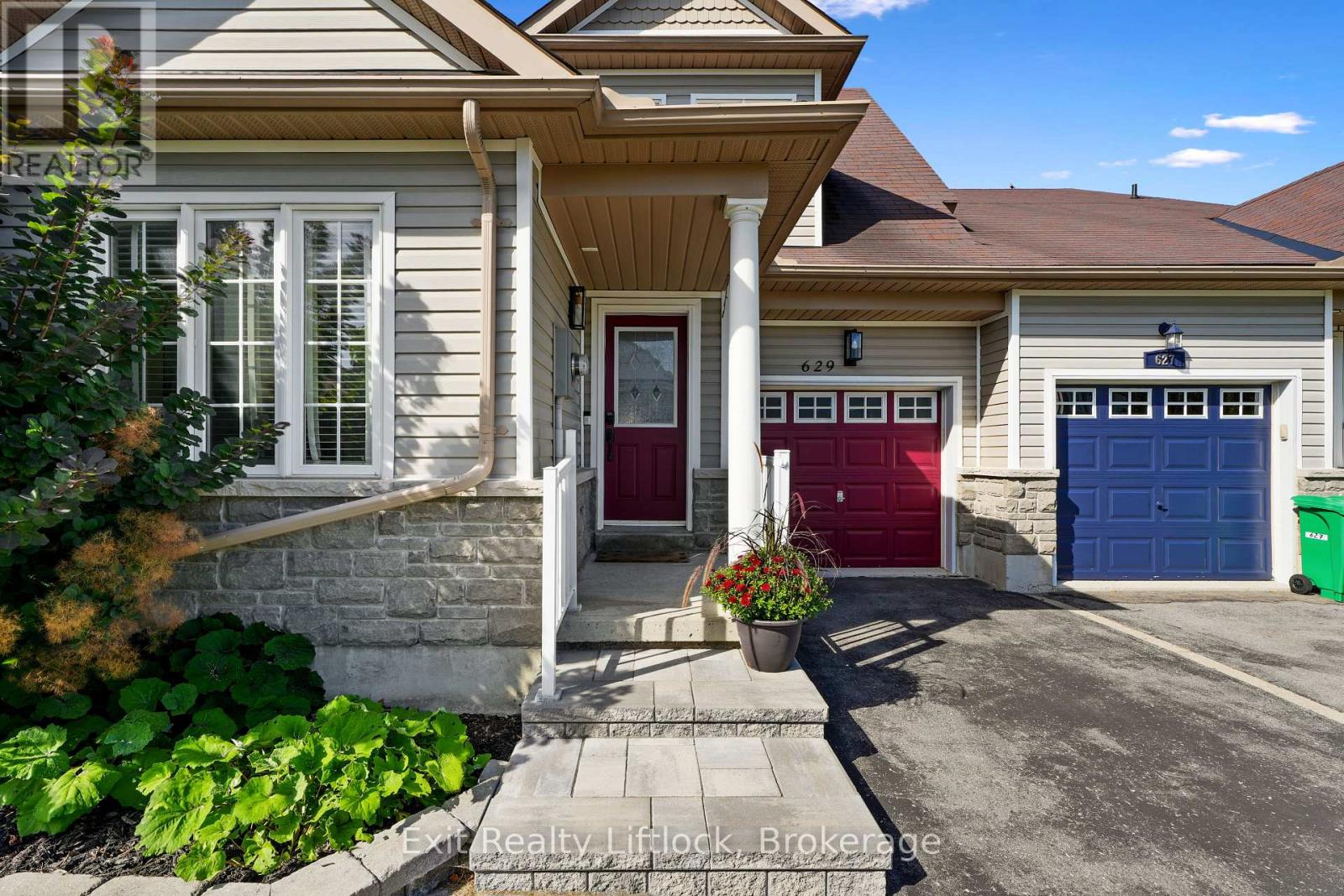 629 Tully Crescent, Peterborough (Monaghan Ward 2), Ontario  K9K 0B1 - Photo 2 - X13751858