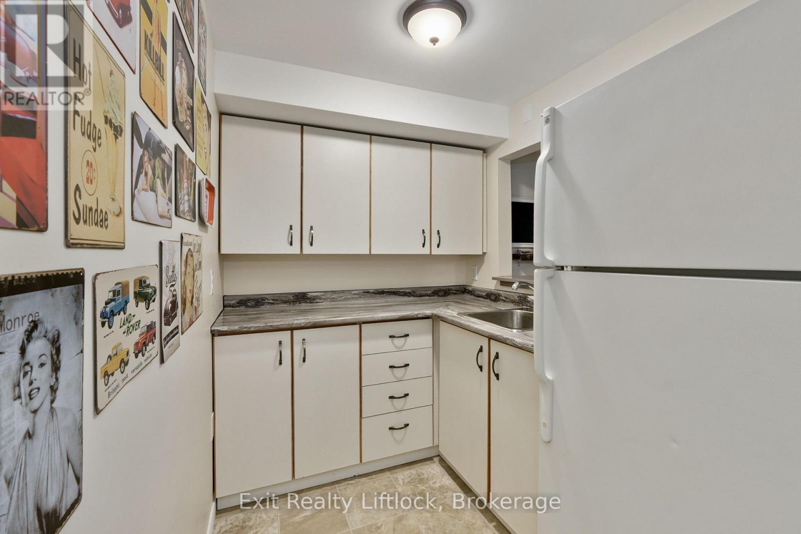 629 Tully Crescent, Peterborough (Monaghan Ward 2), Ontario  K9K 0B1 - Photo 31 - X13751858